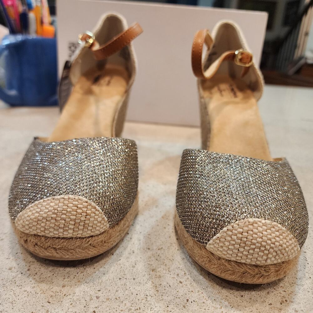 Sonoma Gooseberry Wedge Shoes Dress Sandals Women’s Size 9.5 Gold Shiny New - Picture 6 of 13